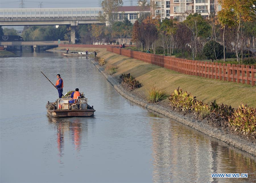 CHINA-TAIHU LAKE BASIN-RIVER CHIEFS (CN)