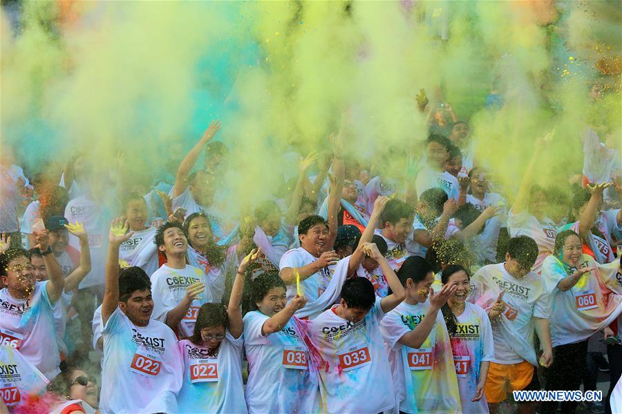 PHILIPPINES-QUEZON CITY-COEXIST COLOR BUDDY RUN