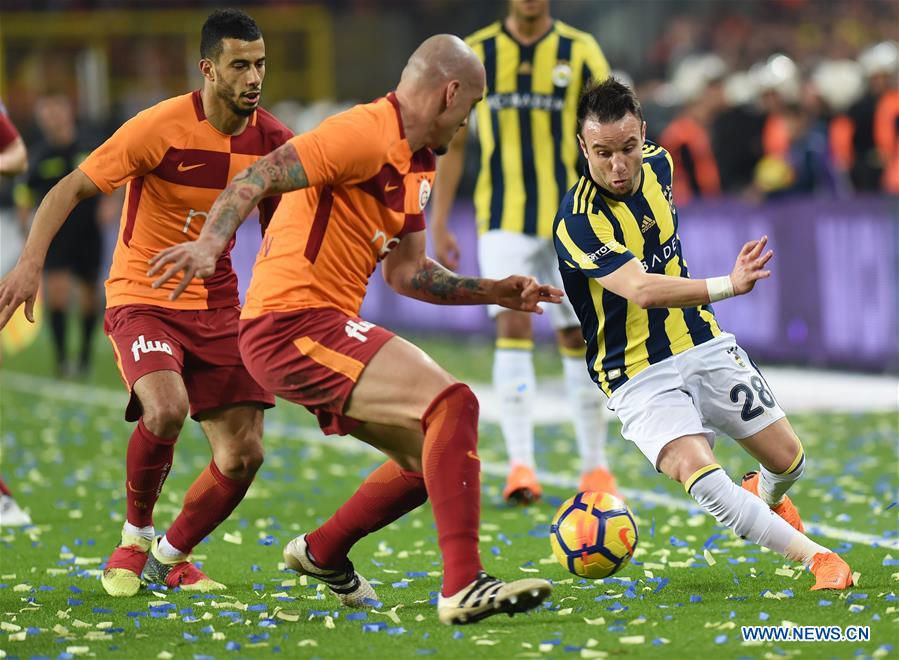 (SP)TURKEY-ISTANBUL-SOCCER-TURKISH SUPER LEAGUE-FENERBAHCE VS GALATASARAY