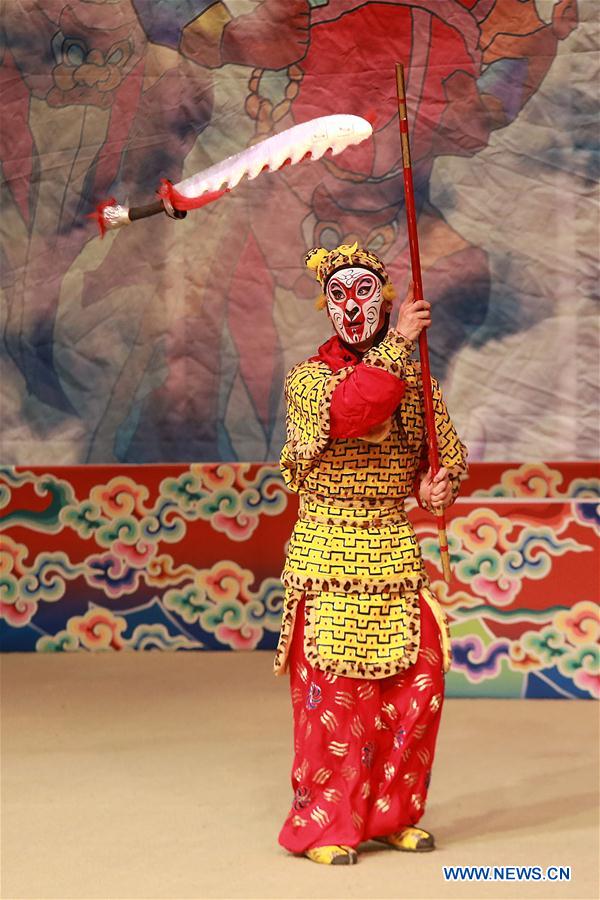 PHILIPPINES-PASAY CITY-PEKING OPERA-MONKEY KING