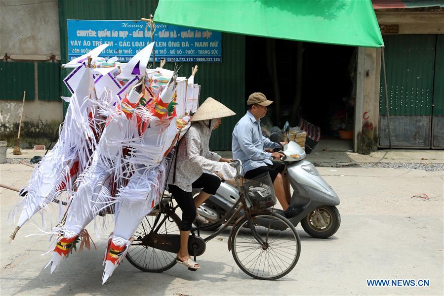 VIETNAM-BAC NINH-ZHONGYUAN FESTIVAL-PAPER VOTIVE OBJECTS