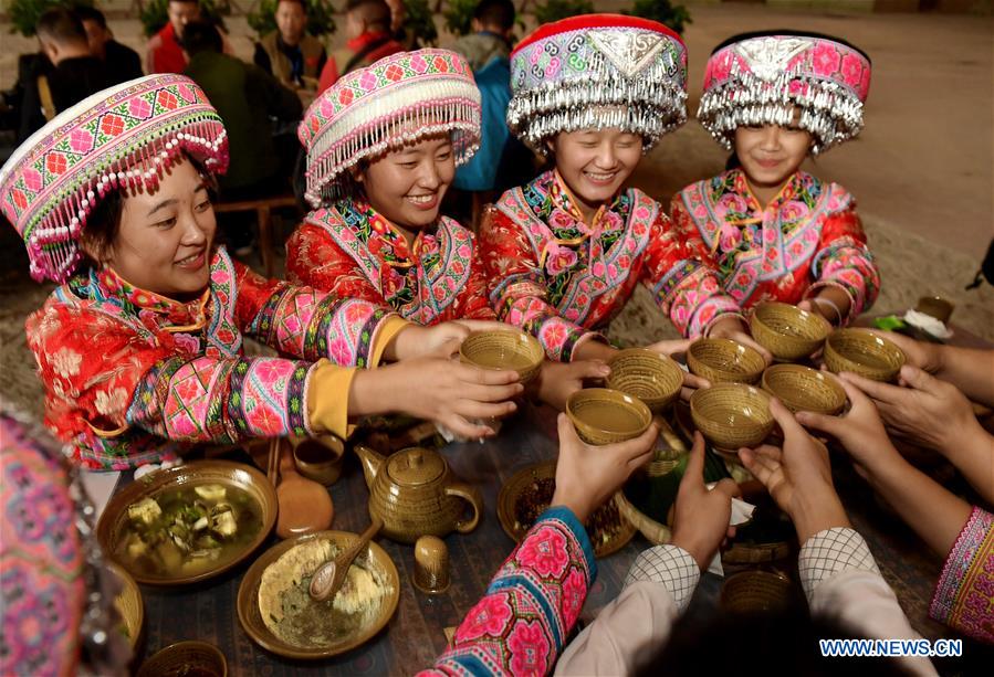 CHINA-SICHUAN-XINGWEN-ETHNIC CULTURE-LONG TABLE BANQUET (CN)