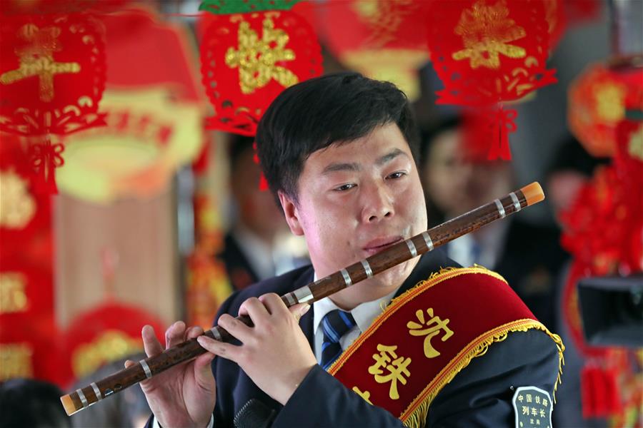 CHINA-RAILWAY-SPRING FESTIVAL (CN)