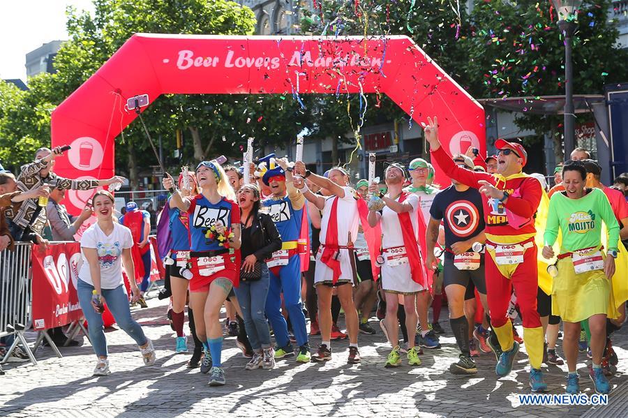 (SP)BELGIUM-LIEGE-BEER LOVERS' MARATHON